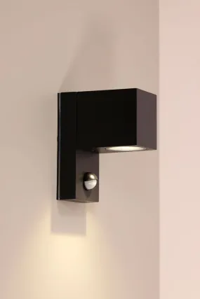 Brookfield Outdoor Wall Light - Sensor