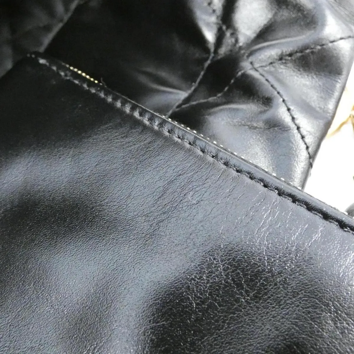 Chanel 22 Line AS3260 Shoulder Bag