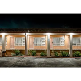Engadine Motor Inn | Hotel Motel 101