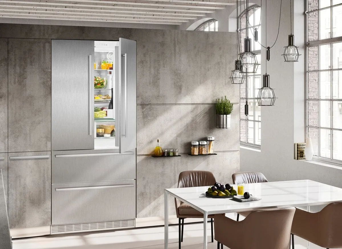 Liebherr 36" Fully Integrated 4-Door Fridge-Freezer HC 2082