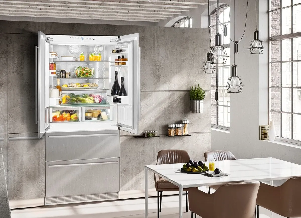 Liebherr 36" Fully Integrated 4-Door Fridge-Freezer HC 2082
