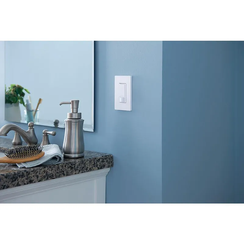 Lutron Maestro Occupancy 5 amps Single Pole Motion Sensor Triple Combination Switch White 1 pk