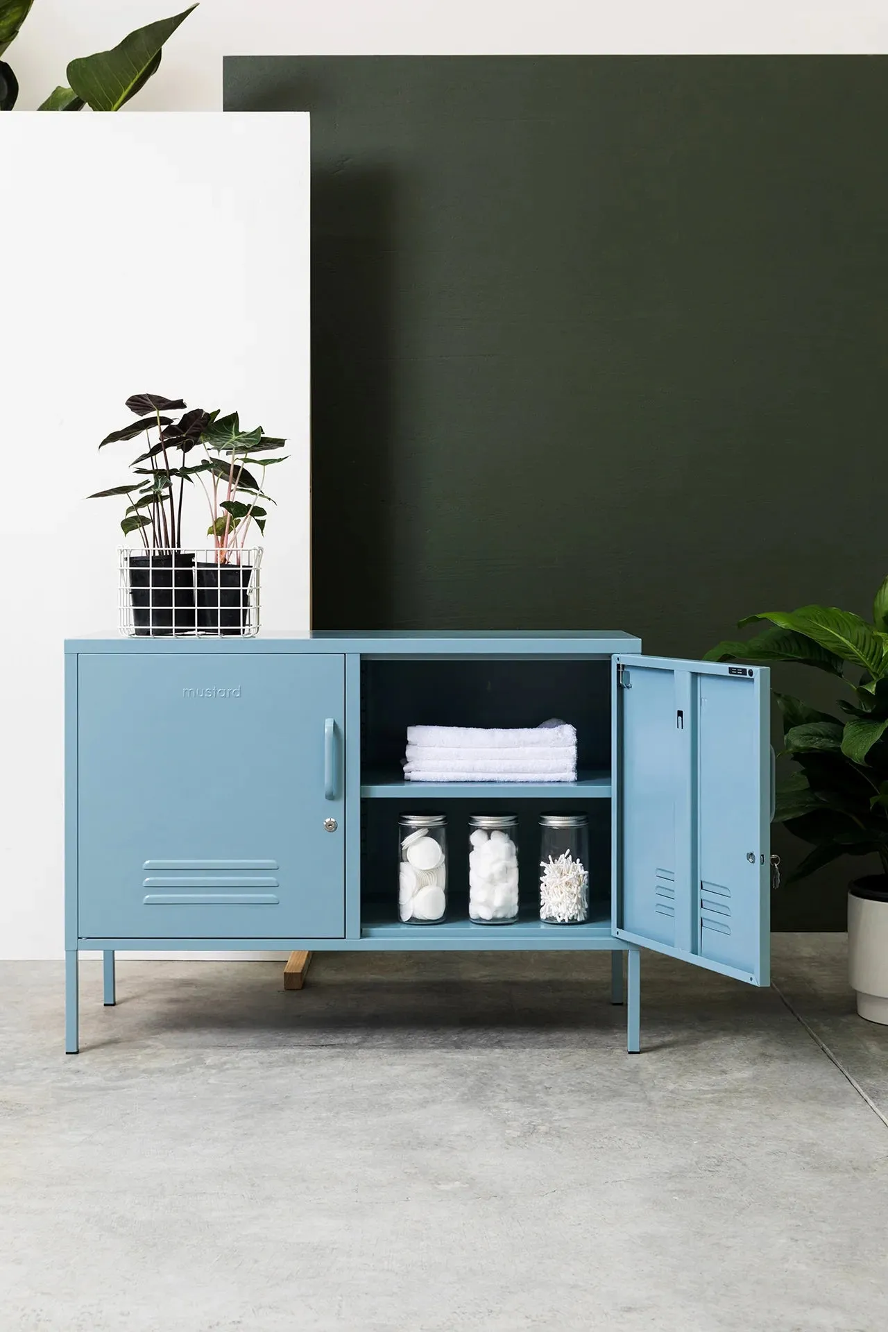 MUSTARD MADE LOCKER | The Lowdown | Ocean