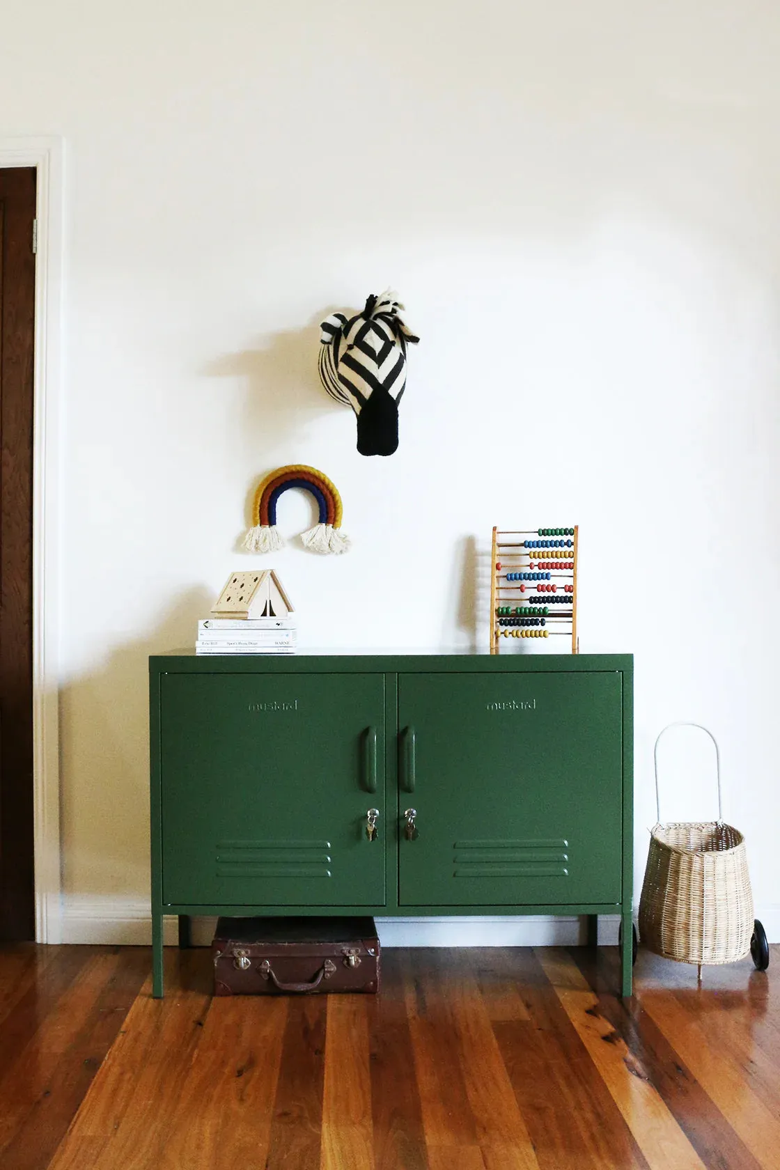 MUSTARD MADE LOCKER | The Lowdown | Olive