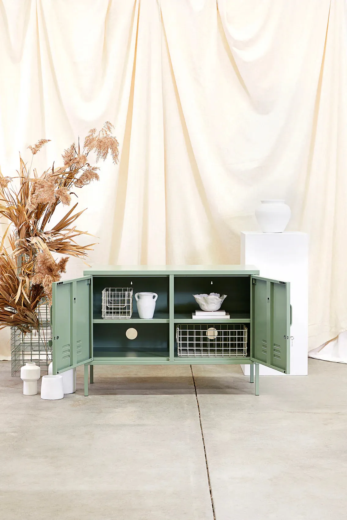 MUSTARD MADE LOCKER | The Lowdown | Sage