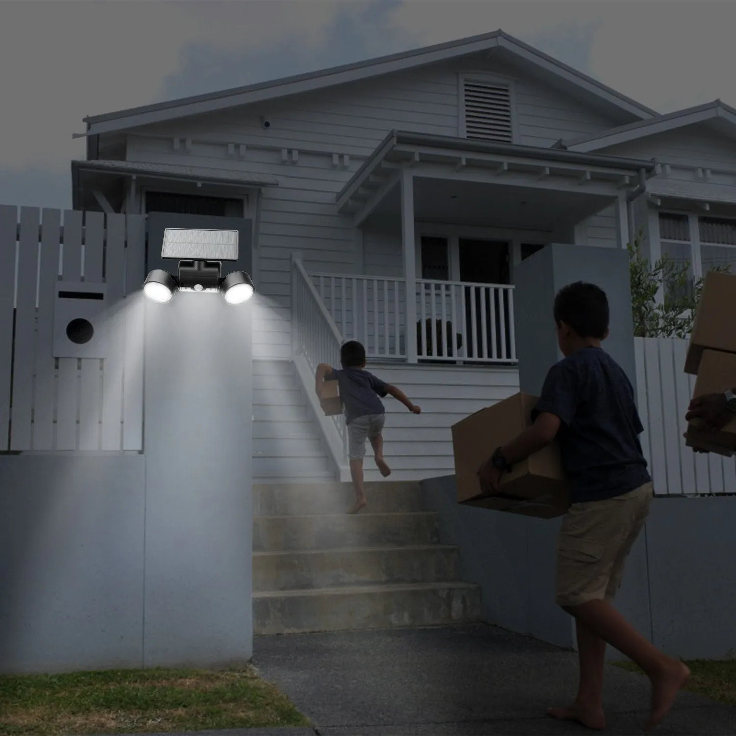 Outdoor PIR Motion Sensor Dusk To Dawn Solar Wall Lamps IP65 Waterproof