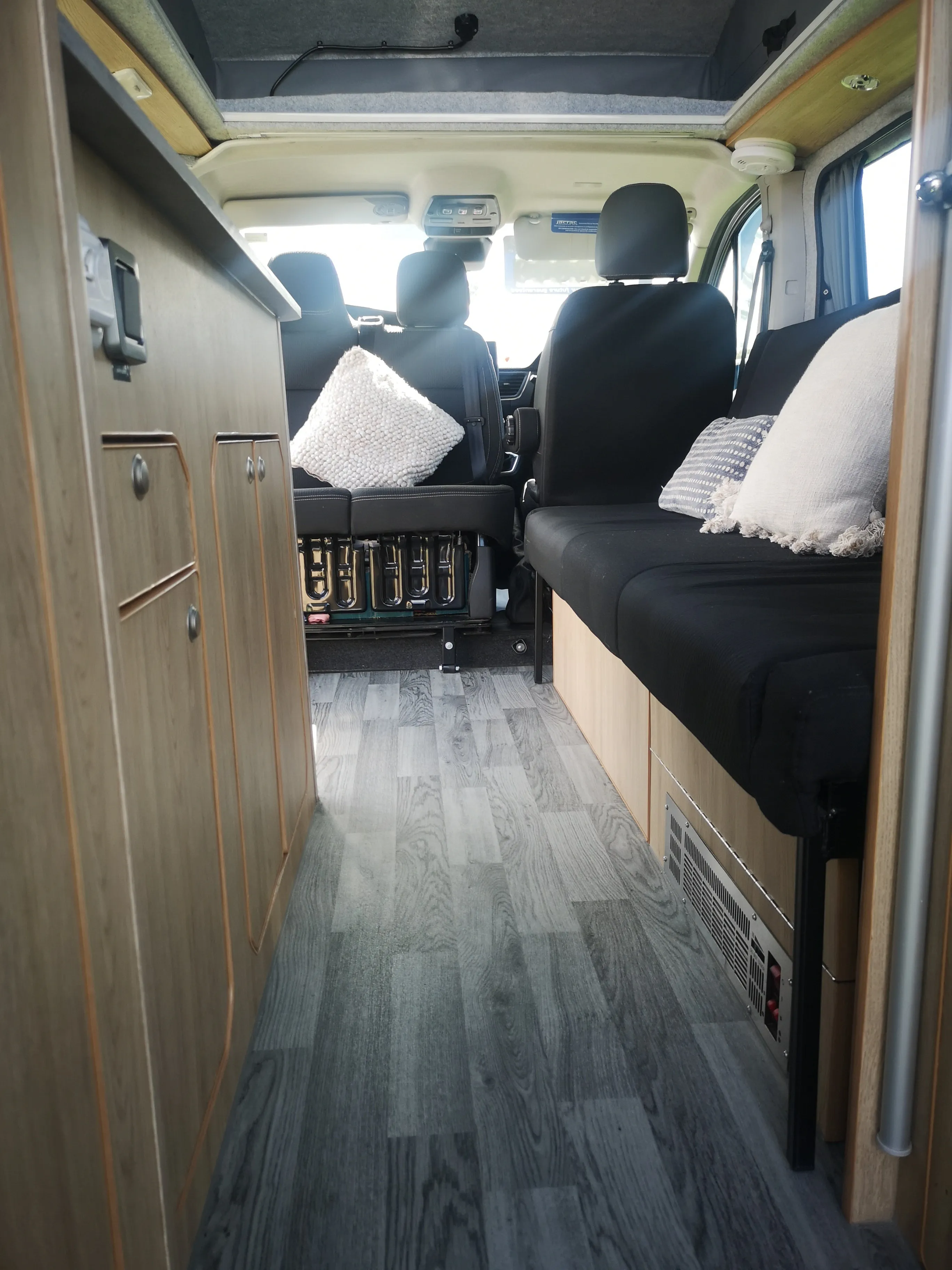 The Mamble Camper van Conversion for the Renault Trafic, Nissan NV300 Fiat Talento