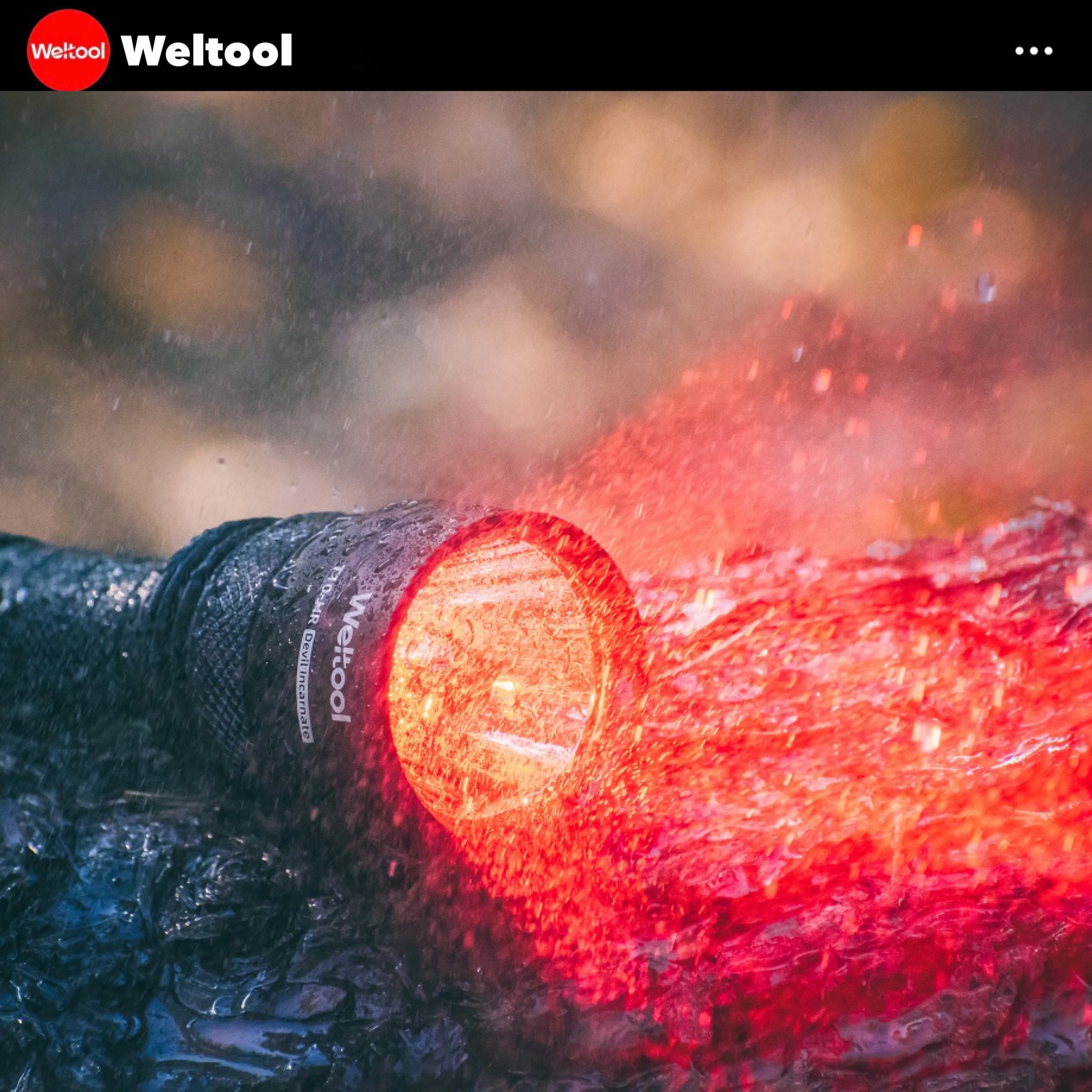 Weltool T10-HR Red Light 342 Lumens  450M Searchlight